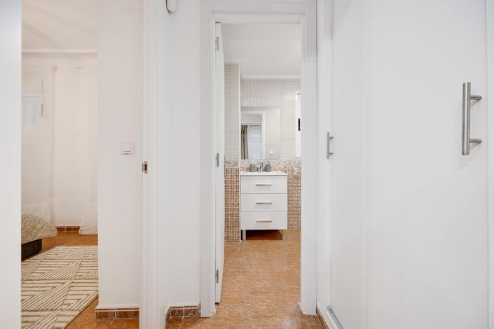 Image No.11-1 Bed Apartment for sale