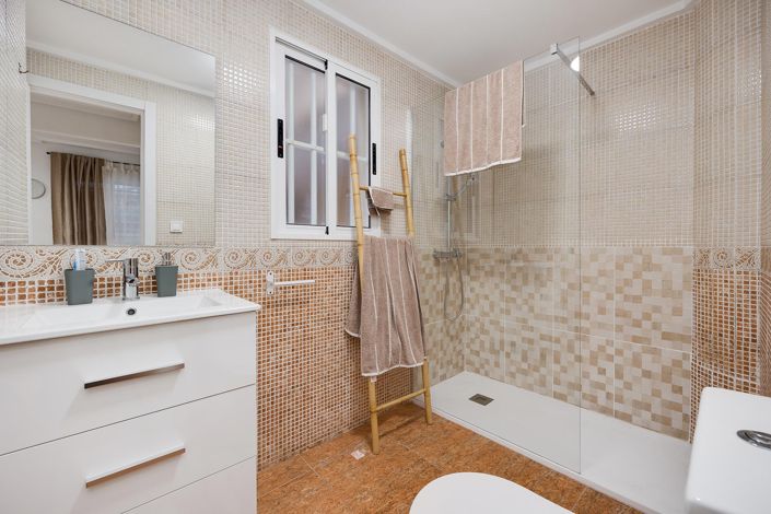 Image No.14-1 Bed Apartment for sale