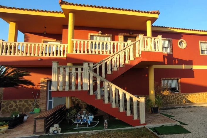 Image No.2-5 Bed Villa for sale