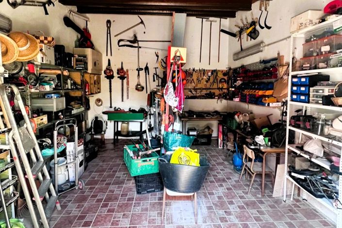 Image No.42-5 Bed Villa for sale