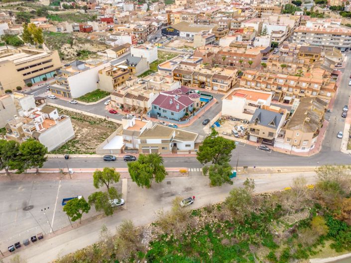 Image No.37-4 Bed Villa for sale