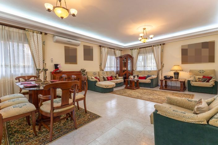 Image No.2-Villa de 5 chambres à vendre à Ciudad Quesada