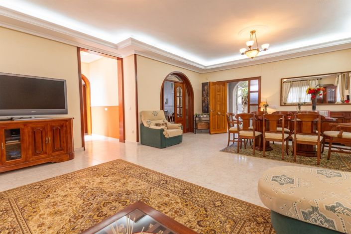 Image No.4-Villa de 5 chambres à vendre à Ciudad Quesada