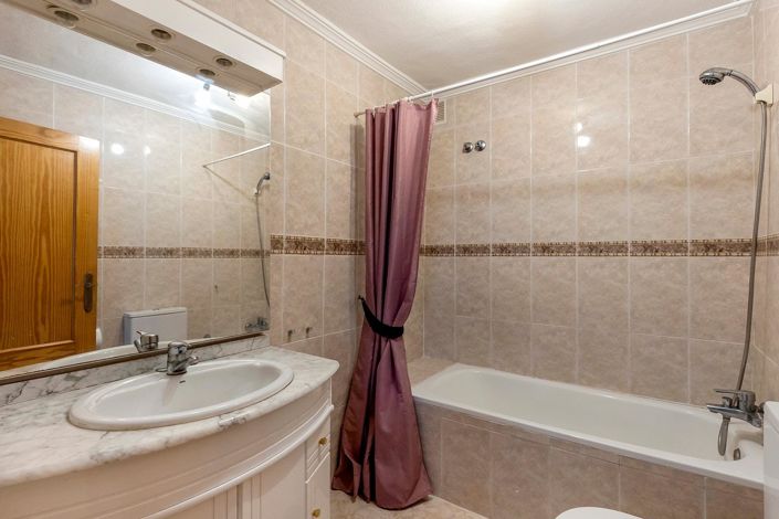 Image No.48-Villa de 5 chambres à vendre à Torrevieja