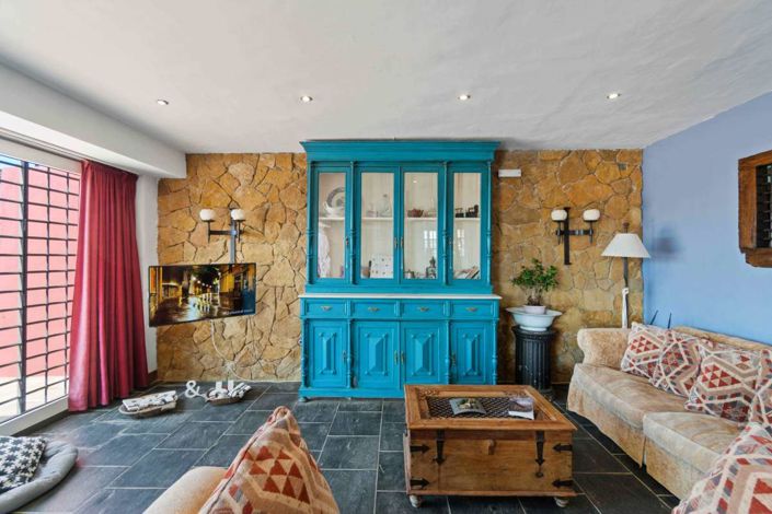 Image No.3-4 Bed Villa for sale