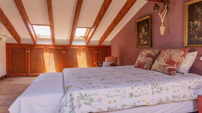 Image No.34-4 Bed Villa for sale