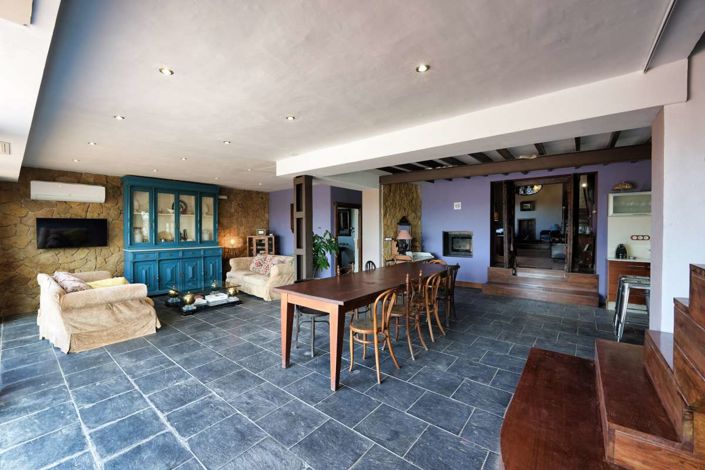 Image No.9-4 Bed Villa for sale