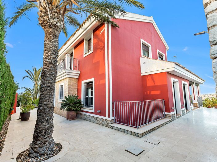Image No.5-6 Bed Villa for sale
