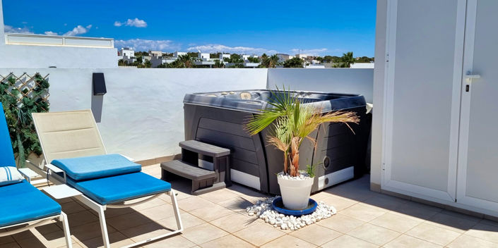 Image No.16-2 Bed Apartment for sale