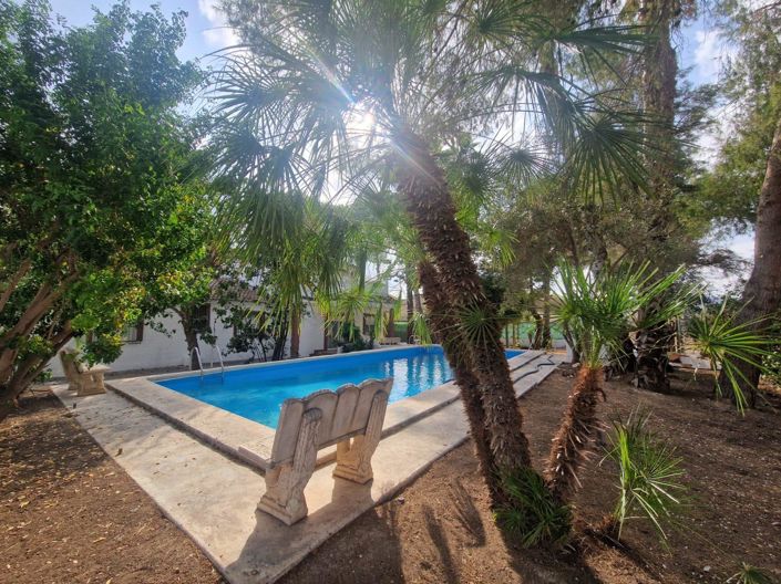 Image No.41-5 Bed Villa for sale