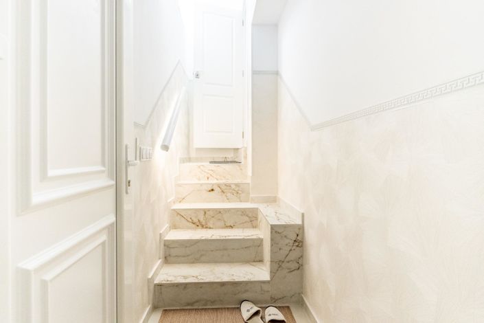 Image No.34-4 Bed Property for sale