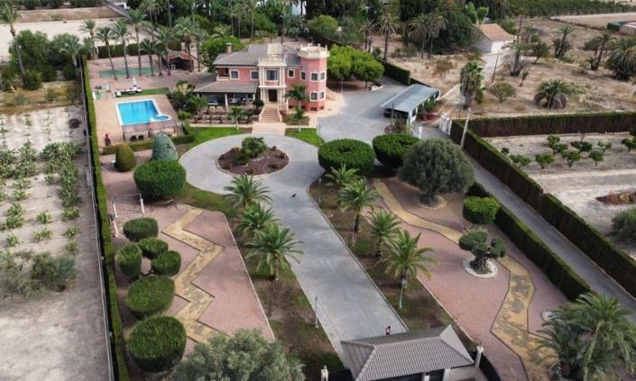 Image No.6-6 Bed Villa for sale