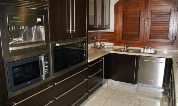 Image No.3-6 Bed Villa for sale