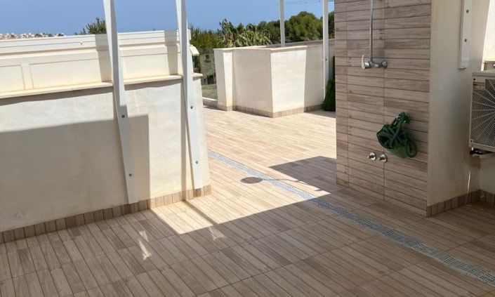 Image No.33-Villa de 4 chambres à vendre à Orihuela Costa