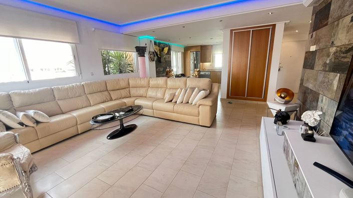 Image No.11-3 Bed Apartment for sale