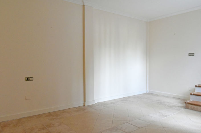 Image No.31-5 Bed Villa for sale