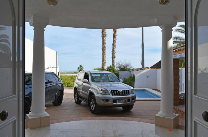 Image No.6-5 Bed Villa for sale