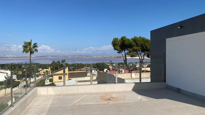 Image No.40-3 Bed Villa for sale