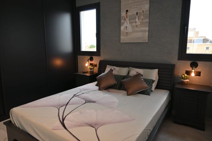 Image No.10-3 Bed Apartment for sale