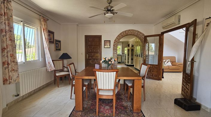 Image No.30-5 Bed Villa for sale