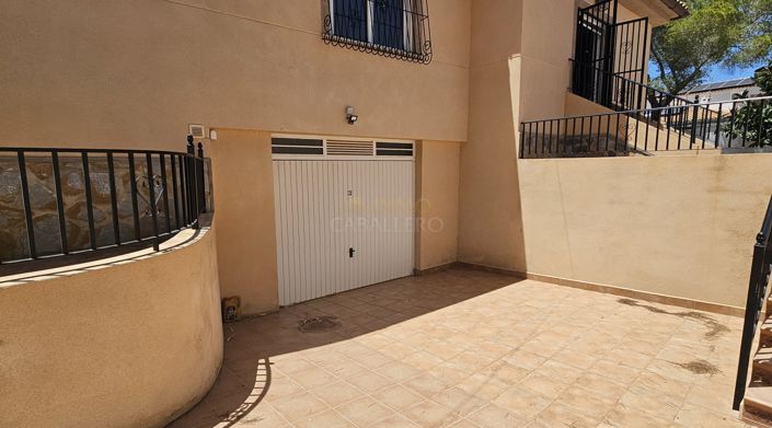 Image No.9-5 Bed Villa for sale