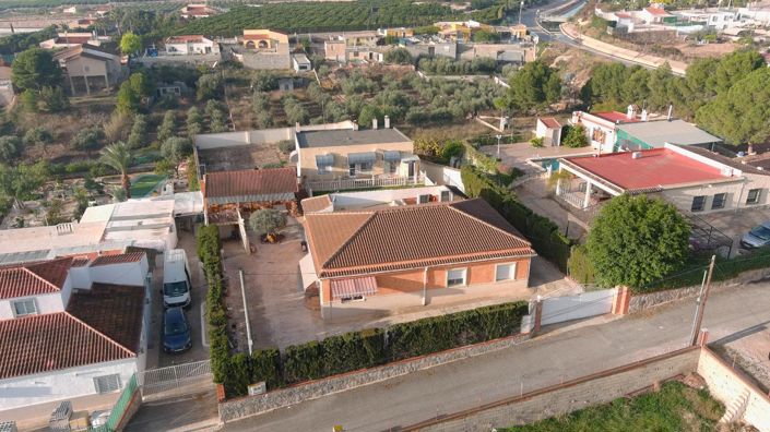 Image No.1-7 Bed Villa for sale