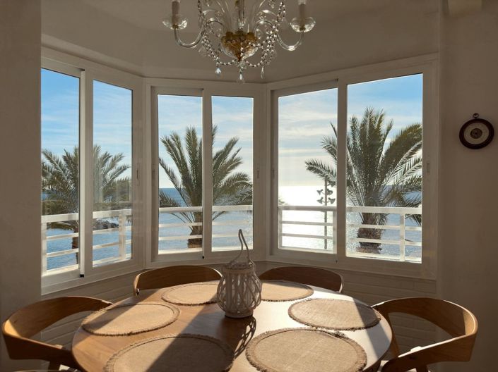 Image No.1-4 Bed Apartment for sale