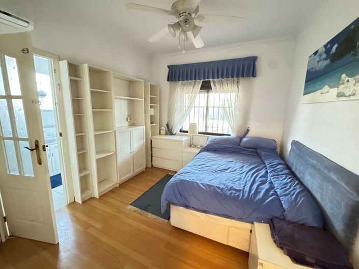 Image No.8-3 Bed Villa for sale