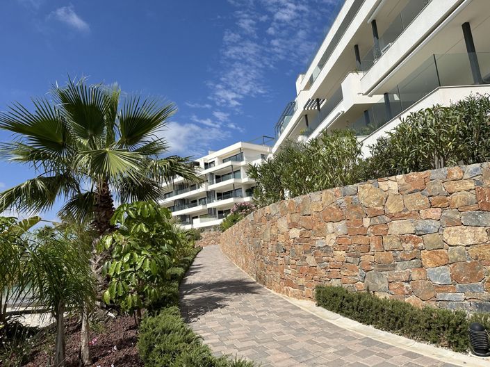 Image No.28-2 Bed Apartment for sale