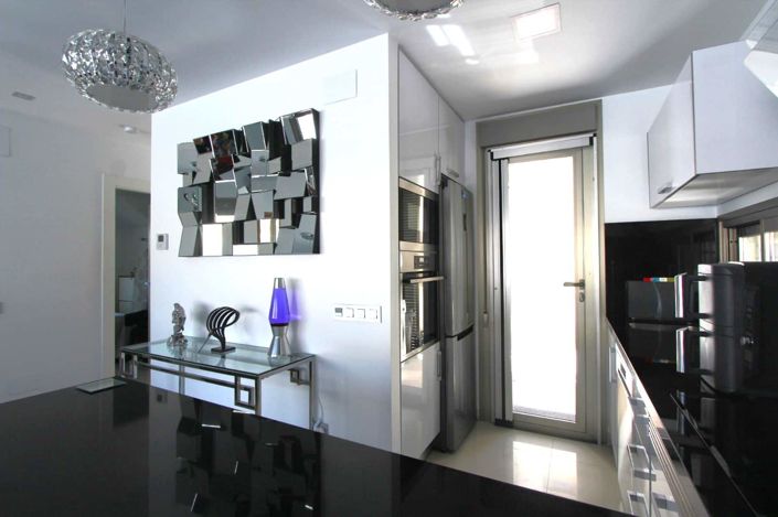 Image No.11-3 Bed Villa for sale