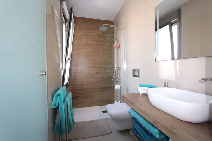 Image No.19-3 Bed Villa for sale