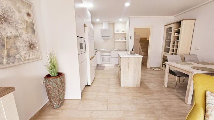 Image No.19-2 Bed Apartment for sale