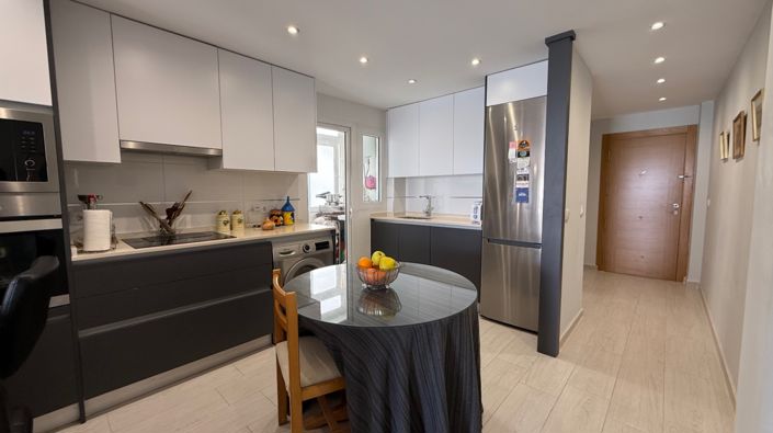 Image No.4-3 Bed Apartment for sale