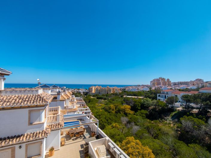 Image No.1-3 Bed Villa for sale