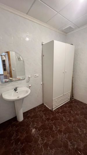 Image No.26-4 Bed Property for sale