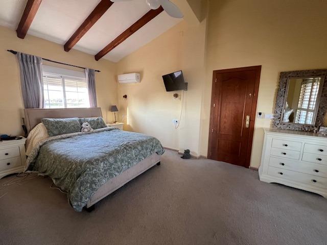 Image No.27-3 Bed Villa for sale