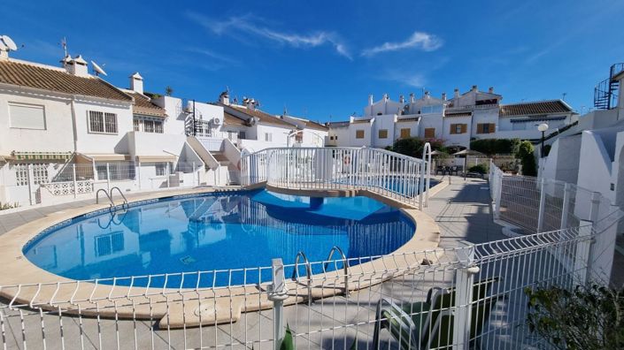 Image No.1-Appartement de 2 chambres à vendre à Torrevieja