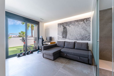 propertyattachment1m0uuufkcd20240509024017