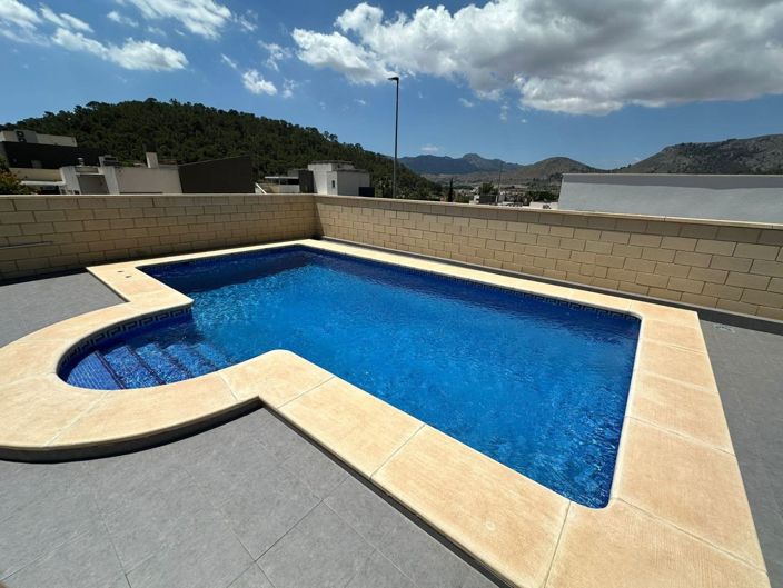 Image No.10-4 Bed Villa for sale