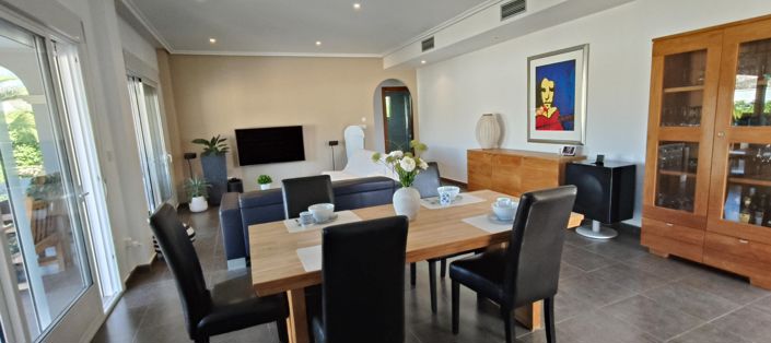 Image No.28-4 Bed Villa for sale