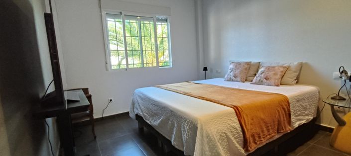 Image No.33-4 Bed Villa for sale