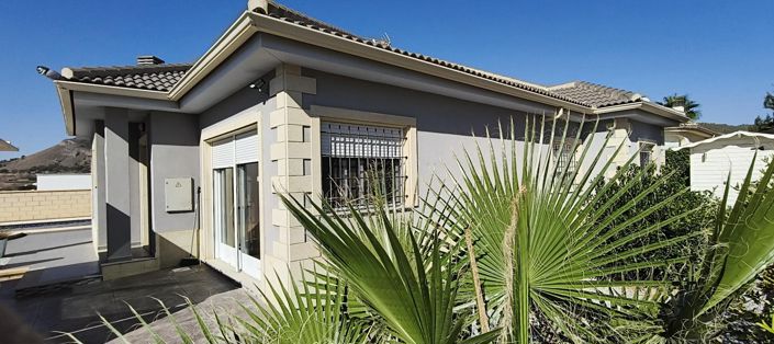 Image No.4-4 Bed Villa for sale