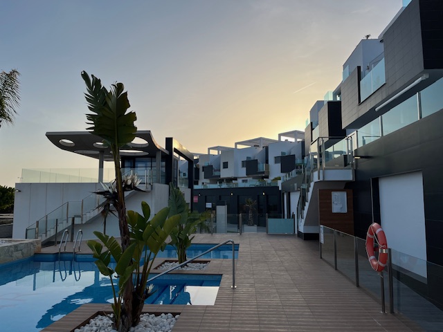 Image No.1-2 Bed Apartment for sale