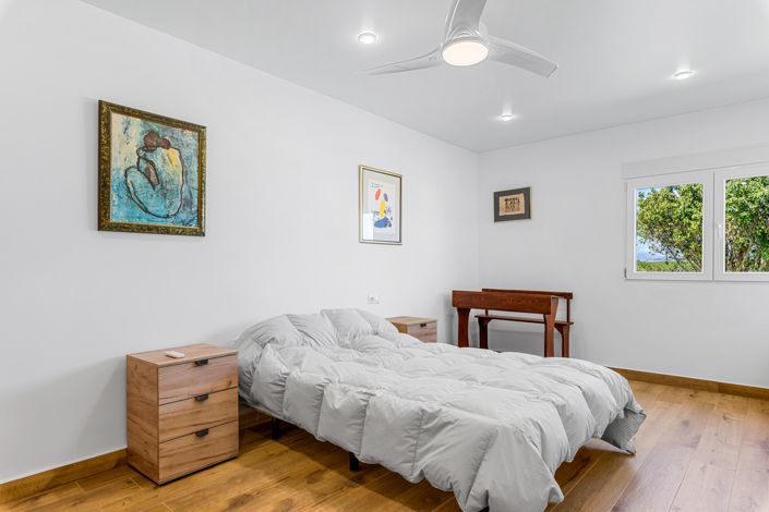 Image No.20-6 Bed Villa for sale