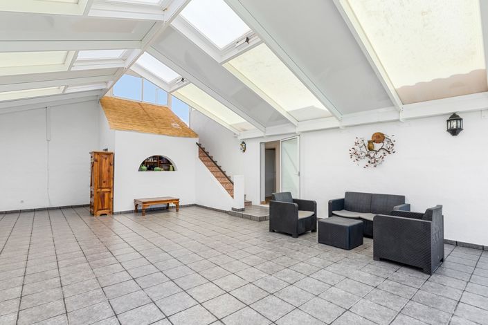 Image No.26-6 Bed Villa for sale