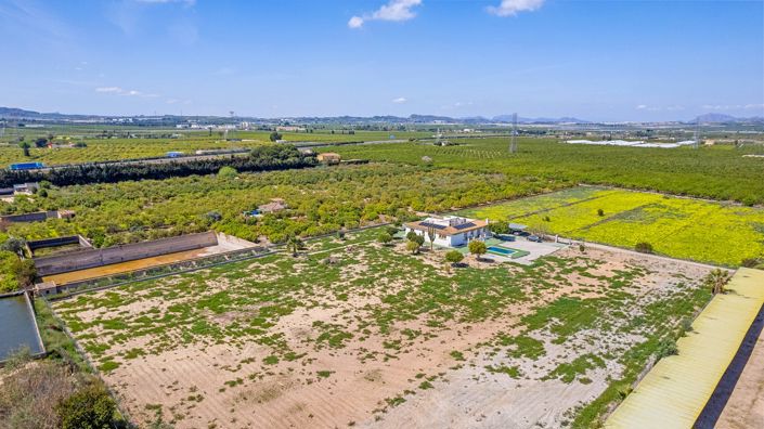 Image No.39-6 Bed Villa for sale