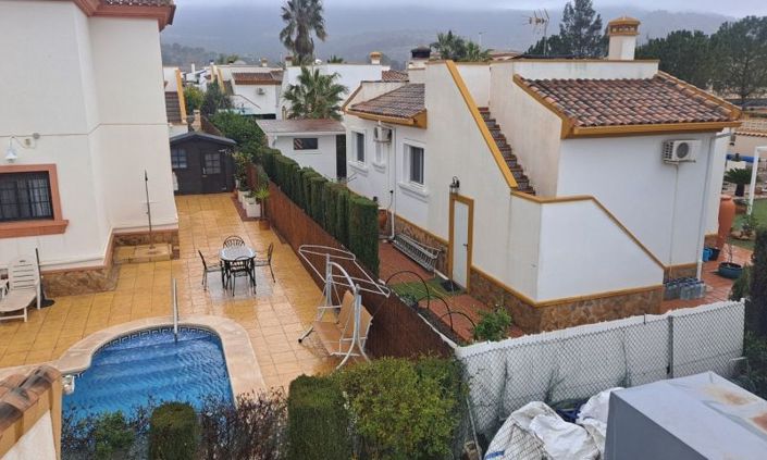 Image No.3-3 Bed Villa for sale