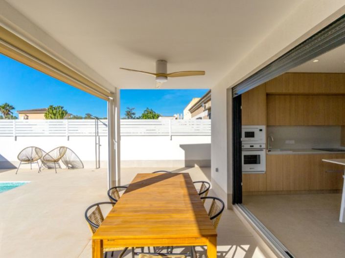 Image No.20-3 Bed Villa for sale