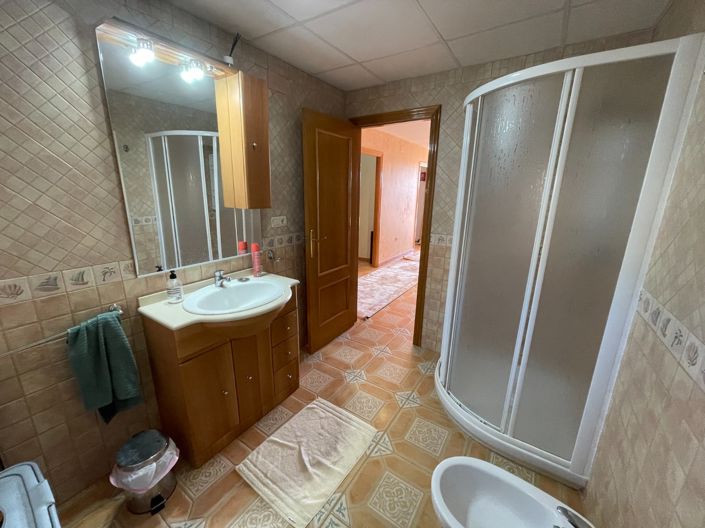 Image No.4-3 Bed Villa for sale