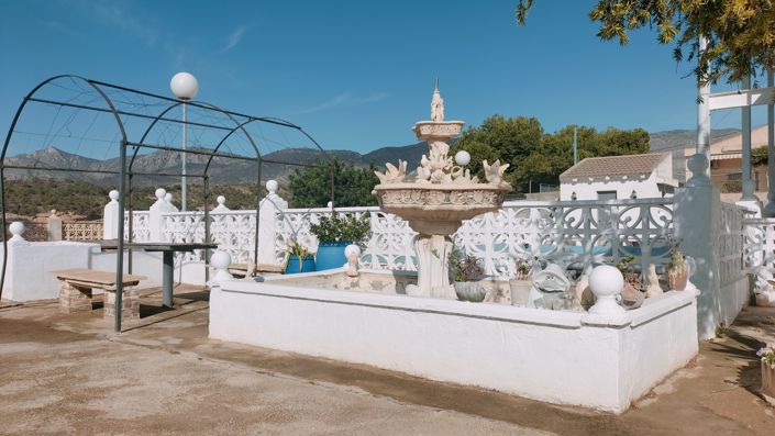 Image No.19-6 Bed Villa for sale